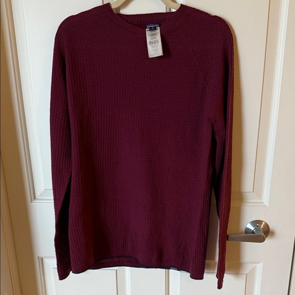 Patagonia Men's Capilene Lightweight Air Maroon Crewneck Sweater - Picture 6 of 9